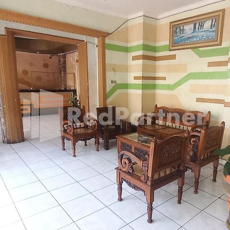 OYO 3956 Hotel Palem 2 Malang Exterior foto