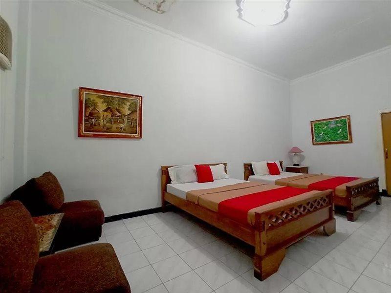 OYO 3956 Hotel Palem 2 Malang Exterior foto
