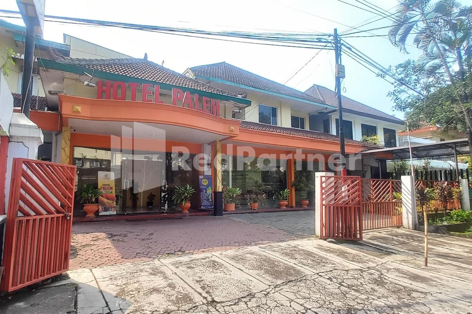 OYO 3956 Hotel Palem 2 Malang Exterior foto